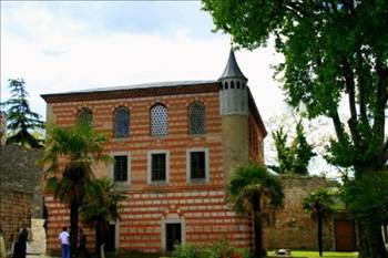 Karaali Çavuş Camii