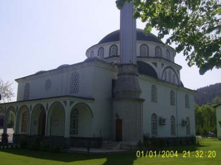 Yusuf Pertek Camii
